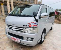 2010 Toyota Hiace - Centralized A/C - Image 2
