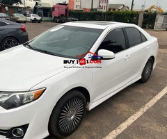 Toyota Camry SE for sale - Image 2